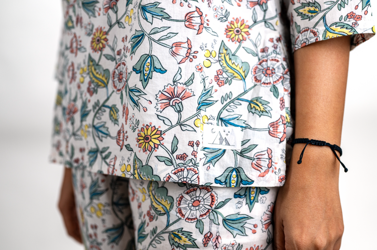 Flower-bed  Long Cotton Pajamas